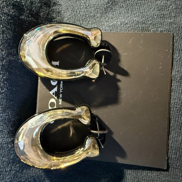 Coach looped C earings - Picture 2 of 5